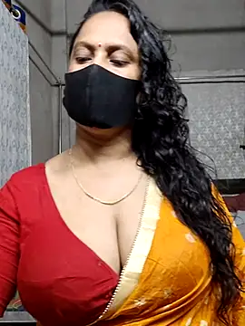 Jyoti_Roy_'s cam snapshot