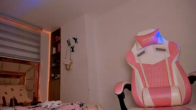 andreafernandz's cam snapshot