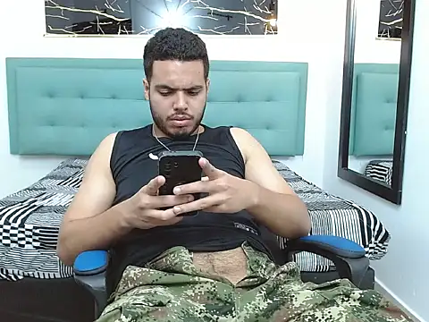 Trevor_Ash live sex cam