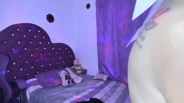 soffy_rosses's cam snapshot