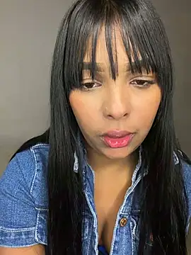 MIAROGGERSS's cam snapshot