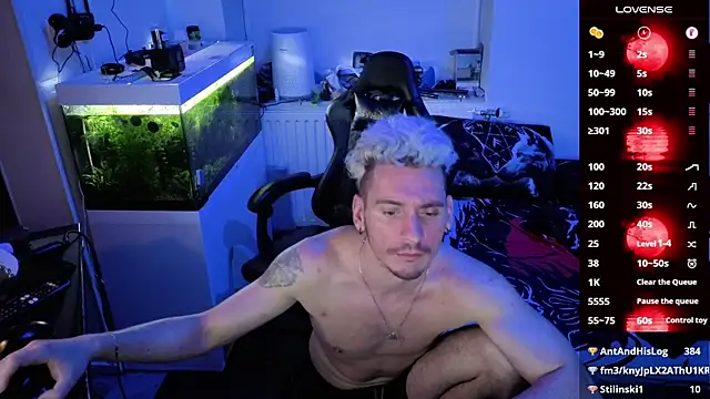 Rayzel_White's cam snapshot