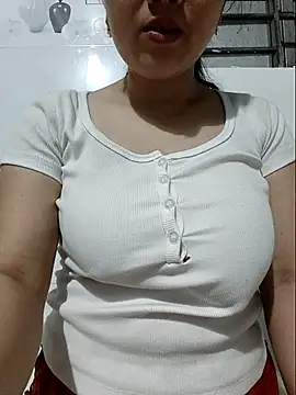 Shine_Mai's cam snapshot