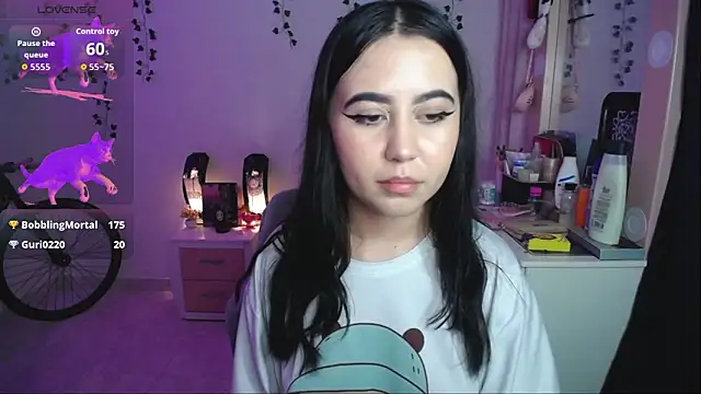 iris_sky's cam snapshot