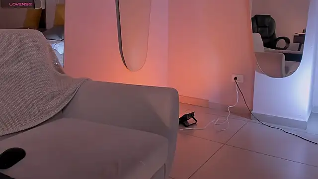 ValeriaRiveraX's cam snapshot