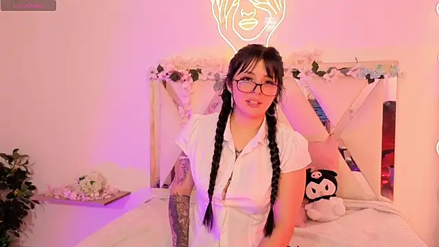 hina_tay's cam snapshot