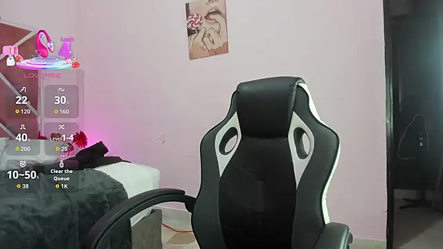 EmilyDuran_'s cam snapshot