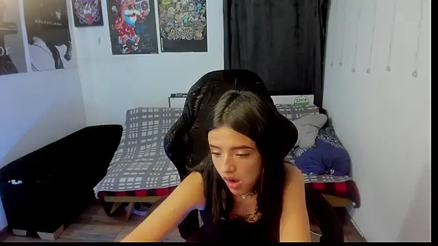 Candy__Girll18's cam snapshot