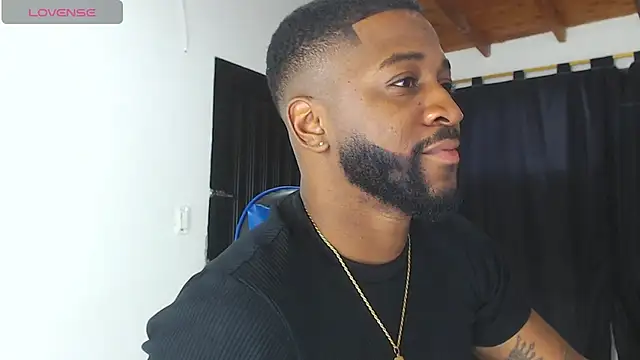 Drake_Nassir4 live sex cam