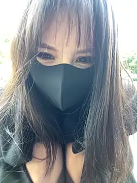 Carlin-yiyi live sex cam