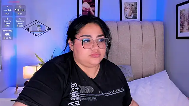 _michel_bbw's cam snapshot