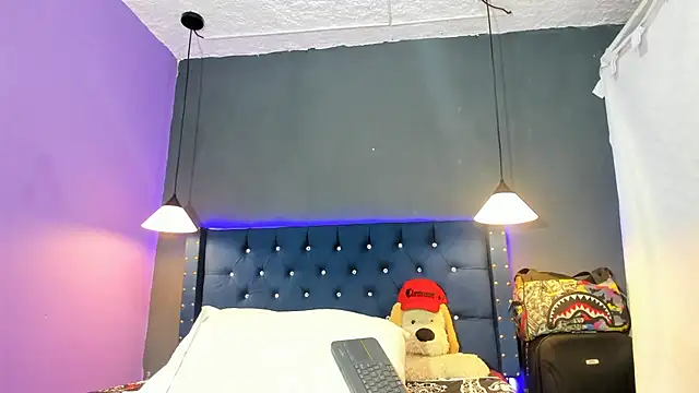 Salomon_koude live sex cam