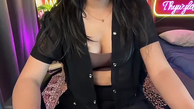 thywyldst69 live sex cam