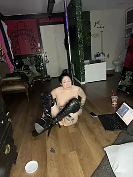 Lulu_SC's cam snapshot