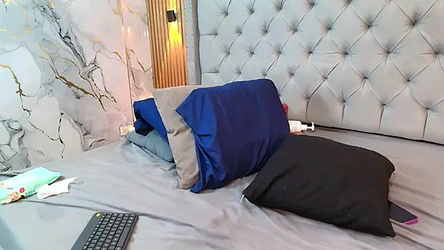 Scarlett_diaz17 live sex cam