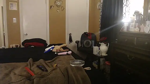 DivatheSnakecharmer's cam snapshot