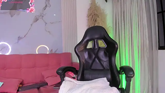 AriadnaLoren's cam snapshot