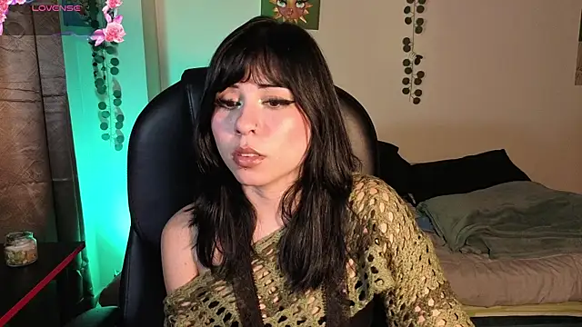 GaiaJoness's cam snapshot