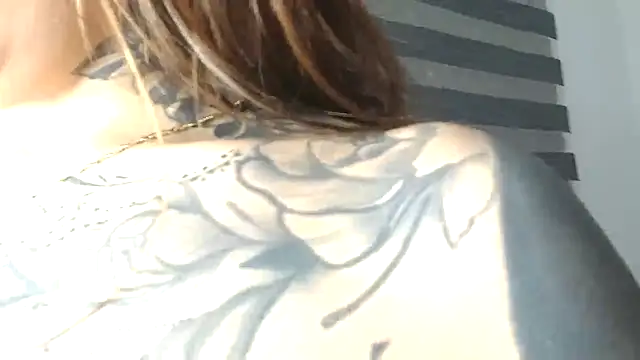 EmiliMontero's cam snapshot