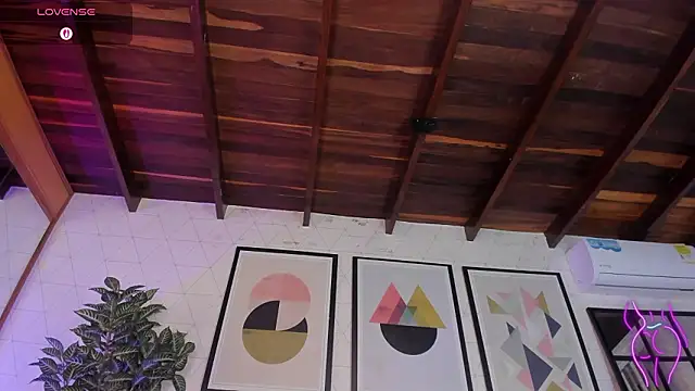 MiaKay1's cam snapshot