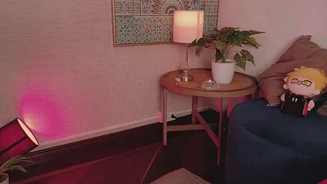 Maya_house's cam snapshot