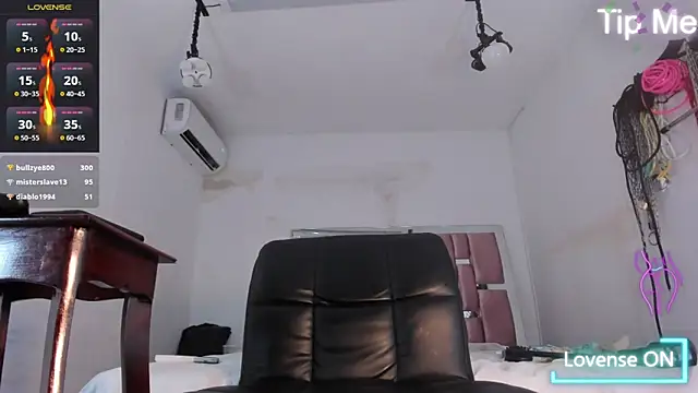 naughtylizeth_ live sex cam