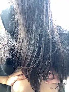 Carlin-yiyi live sex cam