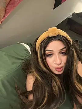 heluvsbabii live sex cam