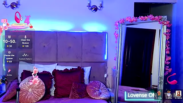 Nicole_Bond's cam snapshot