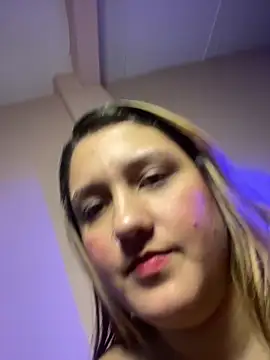 saray_gomez22's cam snapshot