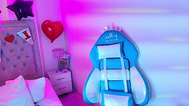 Lia_adamsss's cam snapshot