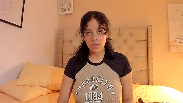 vanesasexyhot21's cam snapshot