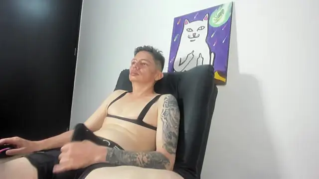 Thommas8a's cam snapshot