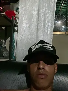 Alee_2005's cam snapshot