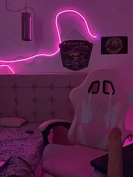 SoftDoll-'s cam snapshot