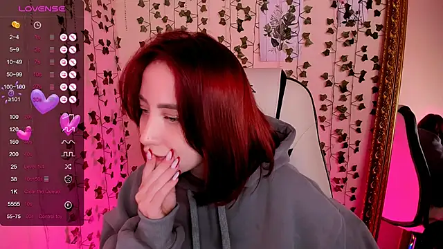 deboramoore's cam snapshot