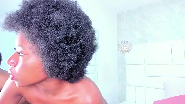 violeta_ruizz's cam snapshot