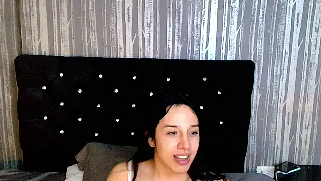 Alicee_Moonn live sex cam