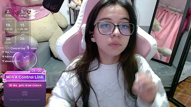 Maggie_Fox3's cam snapshot