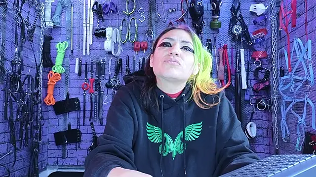 PANDORANEZZ live sex cam