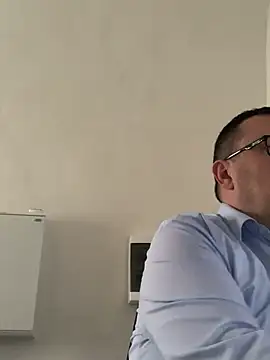 Mike8523 live sex cam