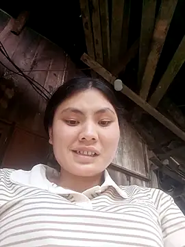 Hilary-123 live sex cam