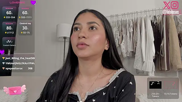 Sweetnaughtygirl_'s cam snapshot