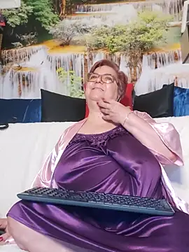 QueenPammy1 live sex cam