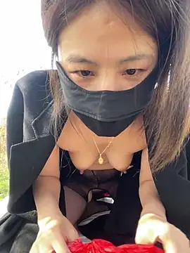 mi-ki1314 live sex cam