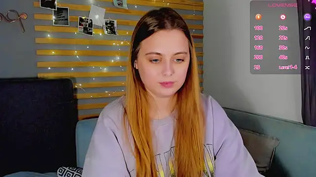 Alice_Wanderr's cam snapshot