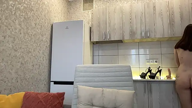 HotyWinter's cam snapshot