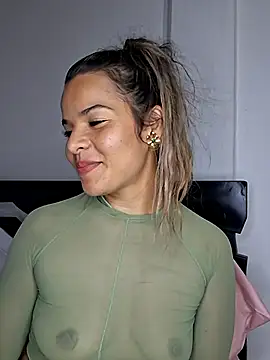 pamela_Tiny's cam snapshot