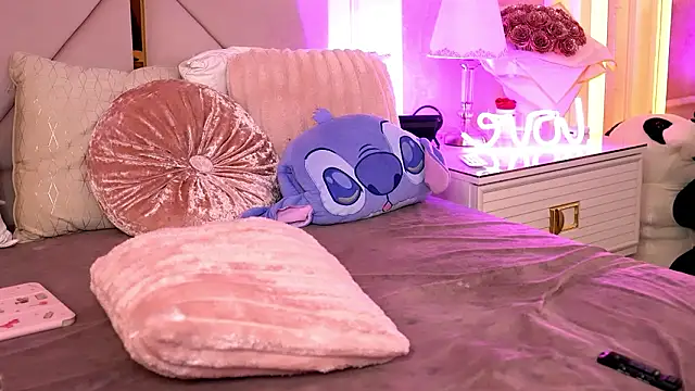 Alexaheyess's cam snapshot