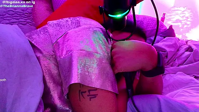 BriannaBrave's cam snapshot